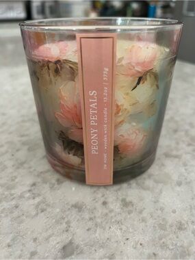 “New” DW Home Peony Petals Glass Candle - Pink & Cream Floral
